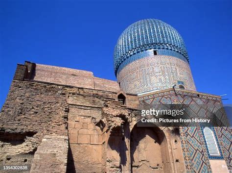 La Toma de Herat por Shah Rukh Timurid: Una Conquista Militar que Transformó el Panorama Político del Asia Central en la Era de los Grandes Imperio